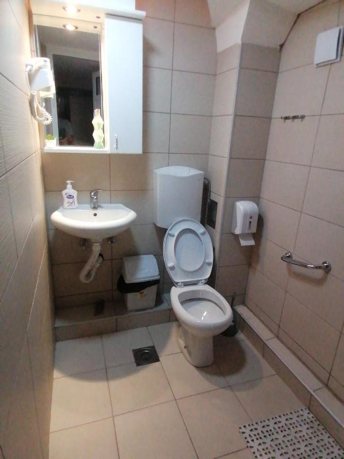 Apartments Sofija Nis Bagian luar foto