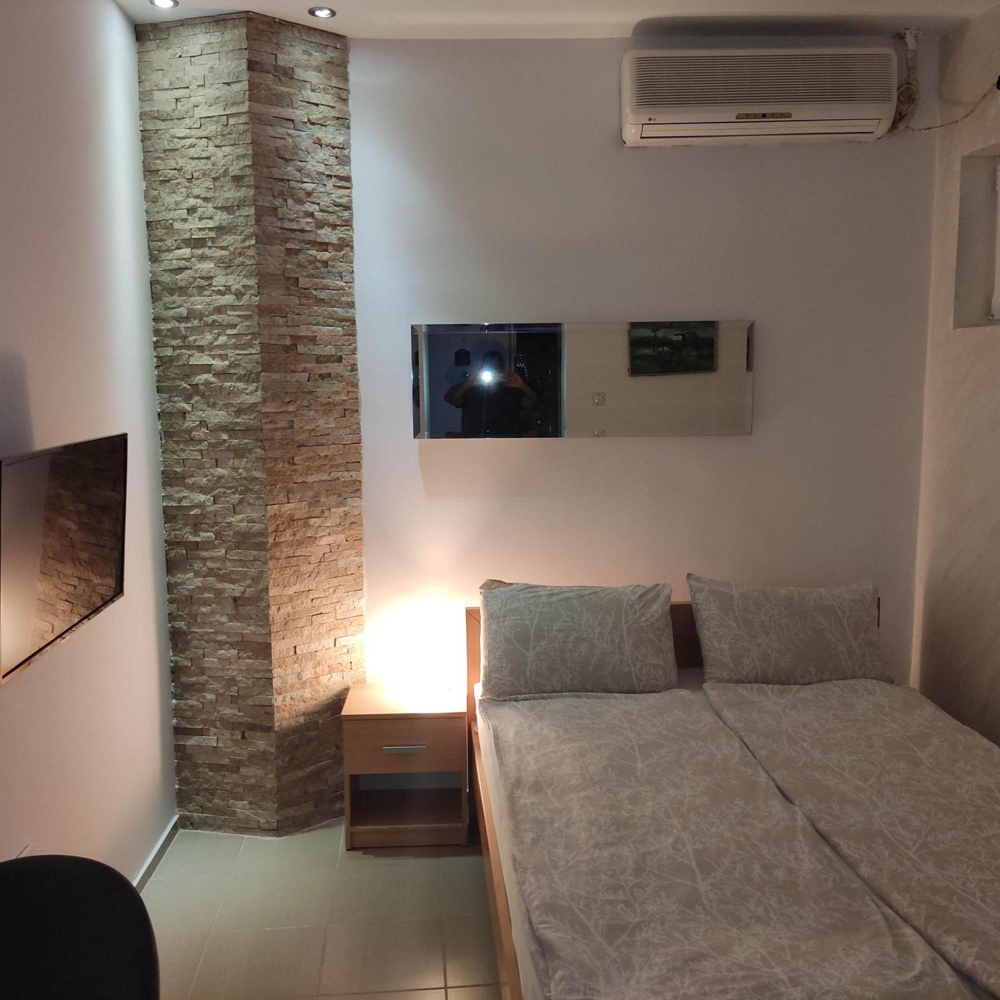 Apartments Sofija Nis Bagian luar foto