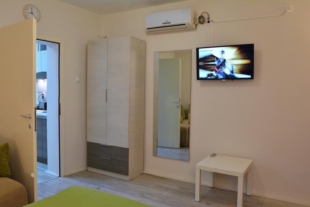 Apartments Sofija Nis Bagian luar foto