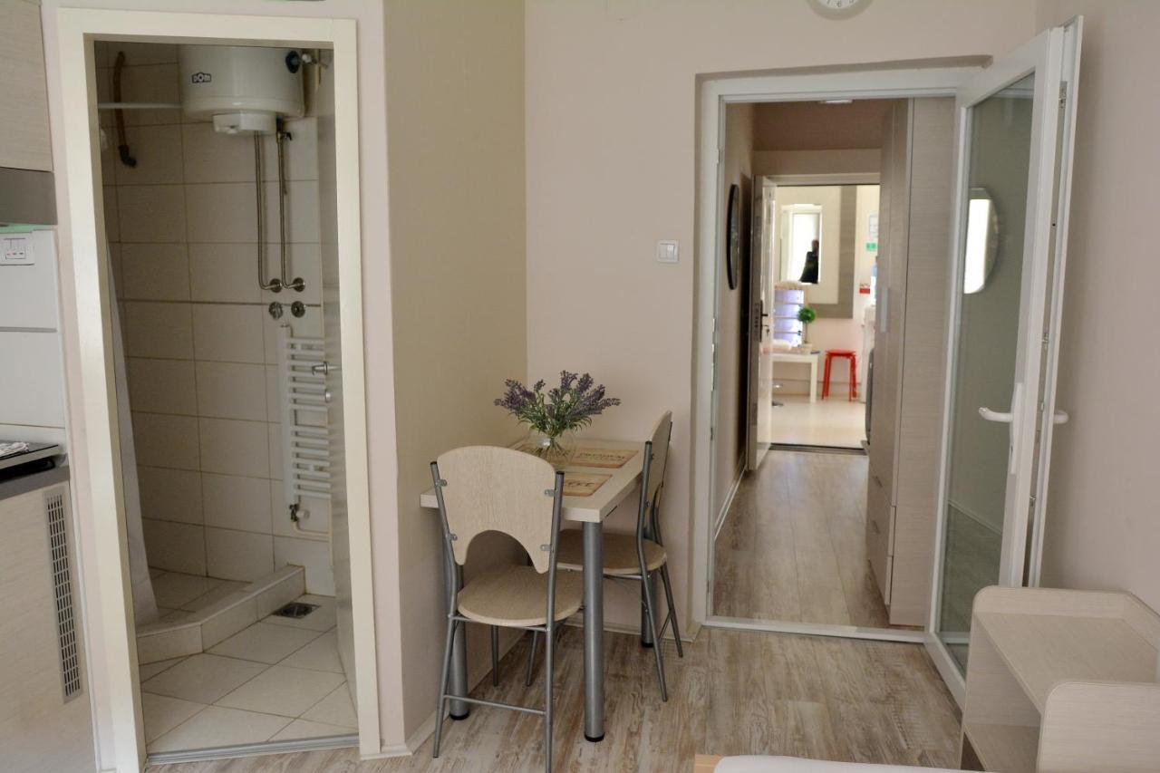 Apartments Sofija Nis Bagian luar foto