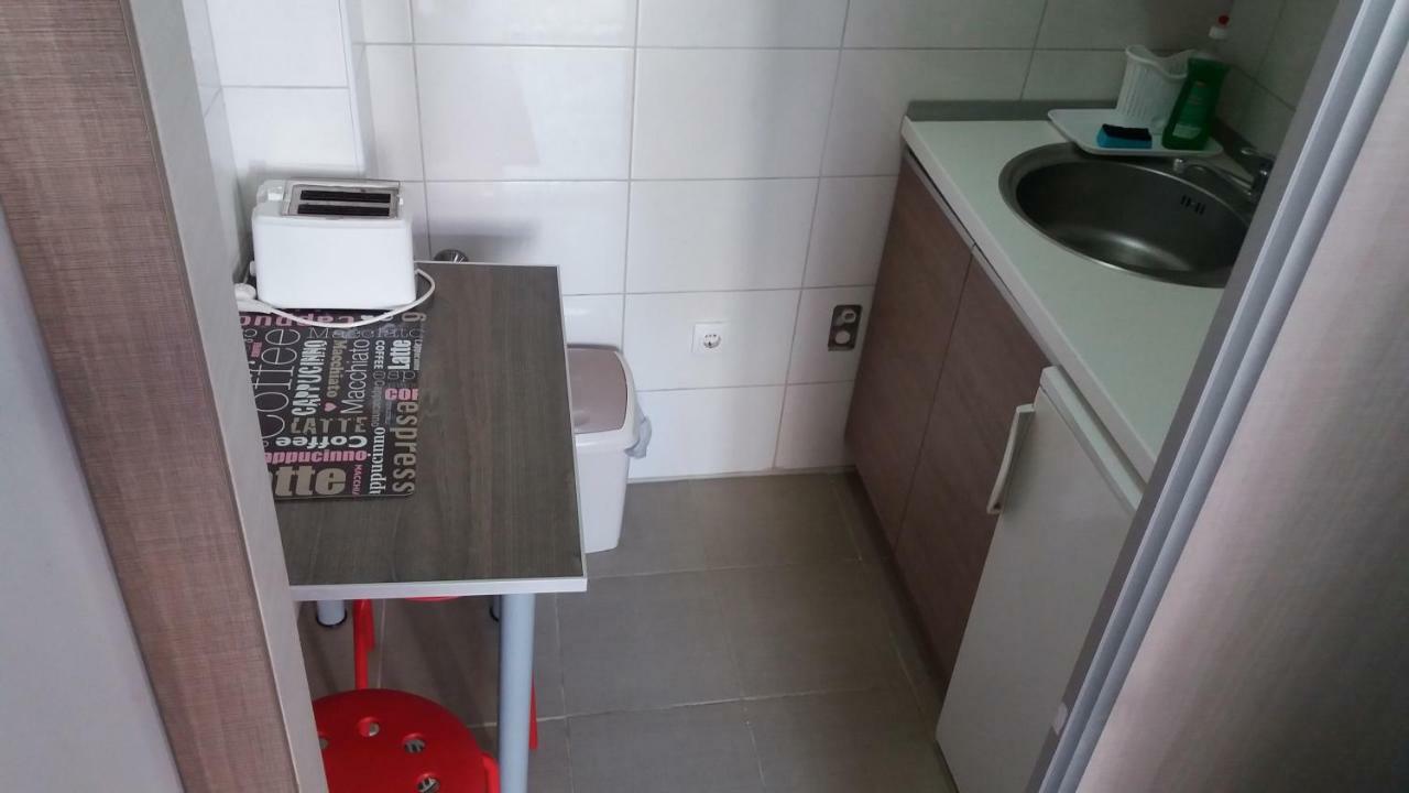 Apartments Sofija Nis Bagian luar foto
