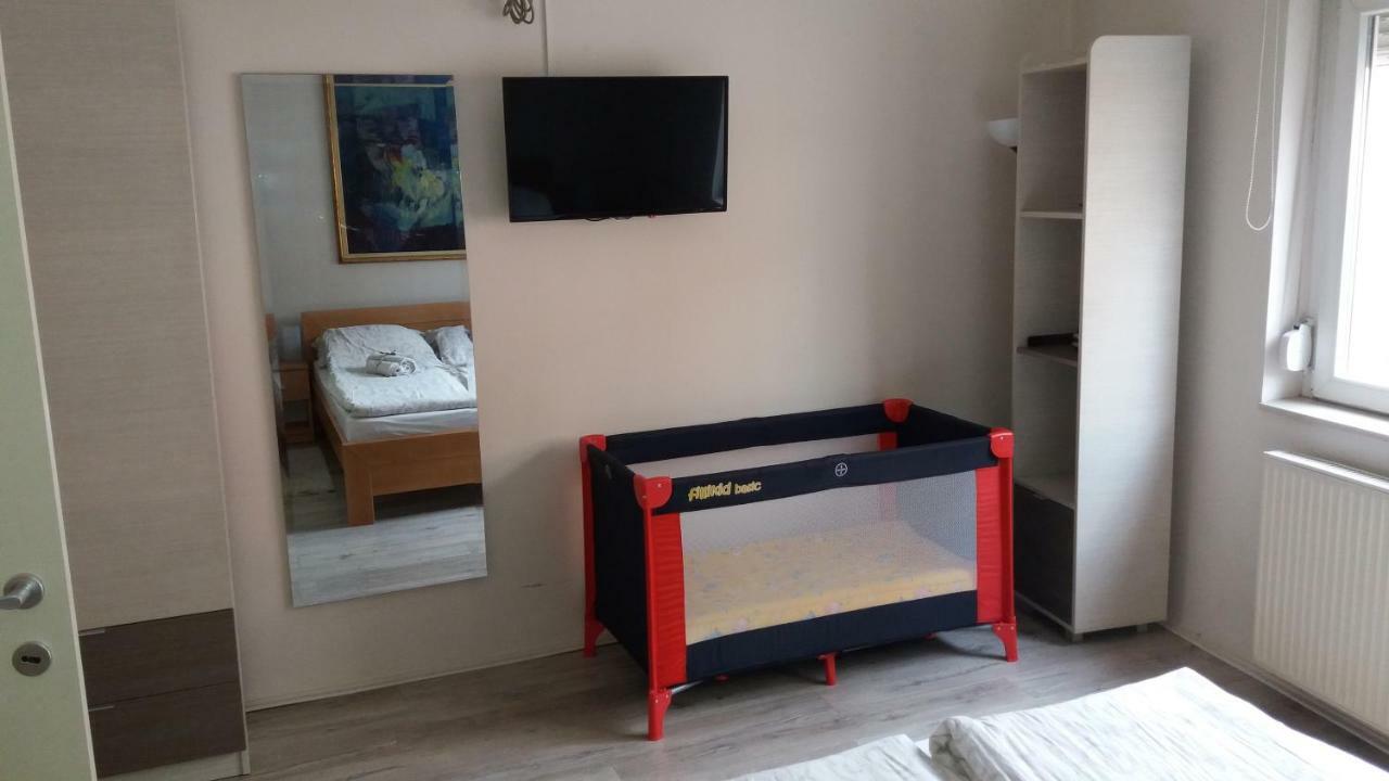 Apartments Sofija Nis Bagian luar foto